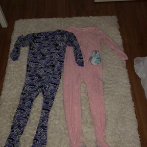 SET OF ONESIES!!! SIZES 14 FOR KIDS!